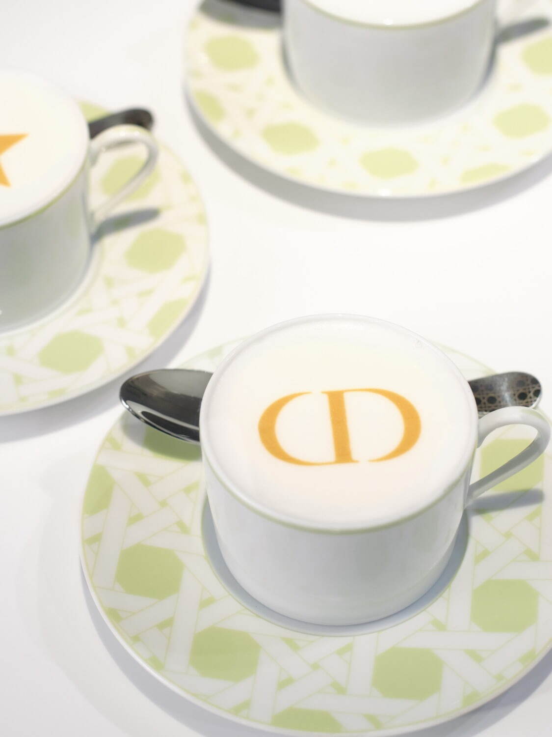 Preview Of The First Cafe By Dior And Laduree Snap Taste