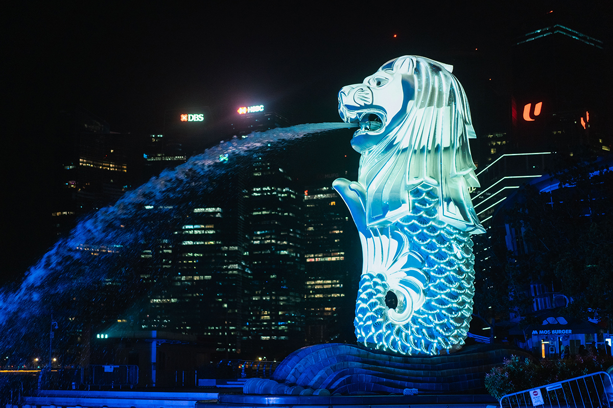 Disney+ Light projection on Merlion