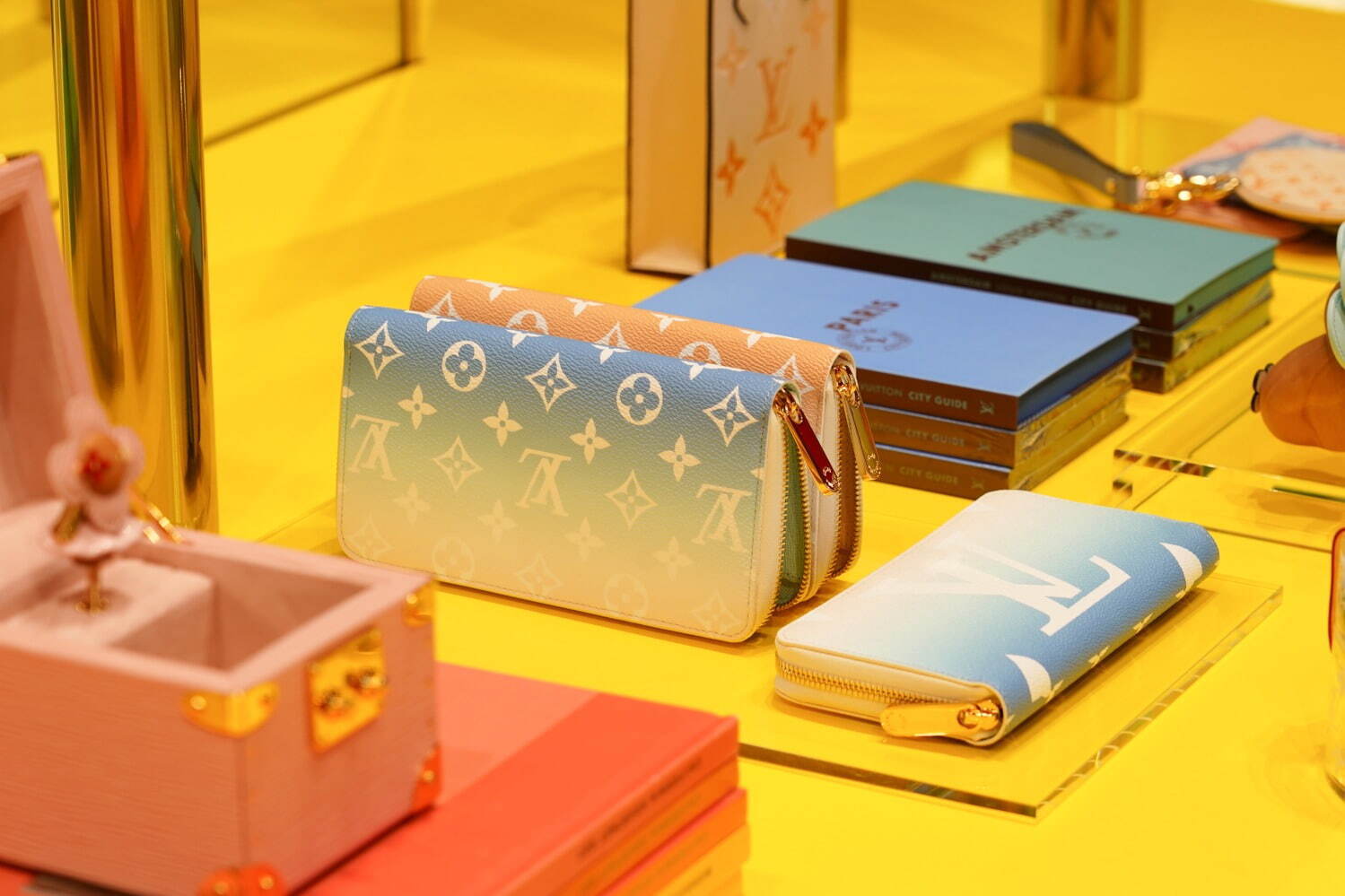 Now, voyager : l'expo à New York sur l'histoire de Louis Vuitton – Grazia