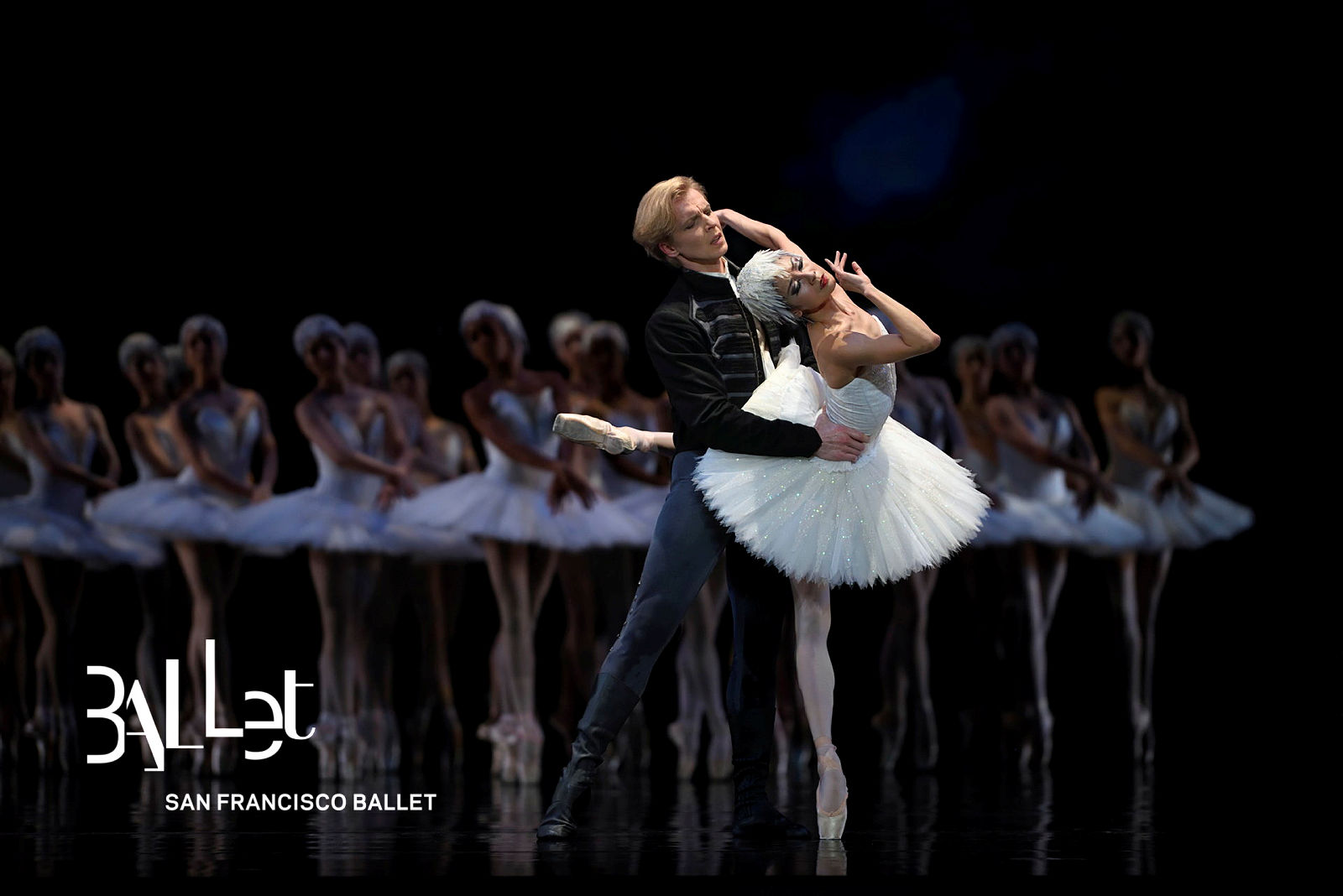 Yuan Yuan Tan and Tiit Helimets in Tomasson's Swan Lake