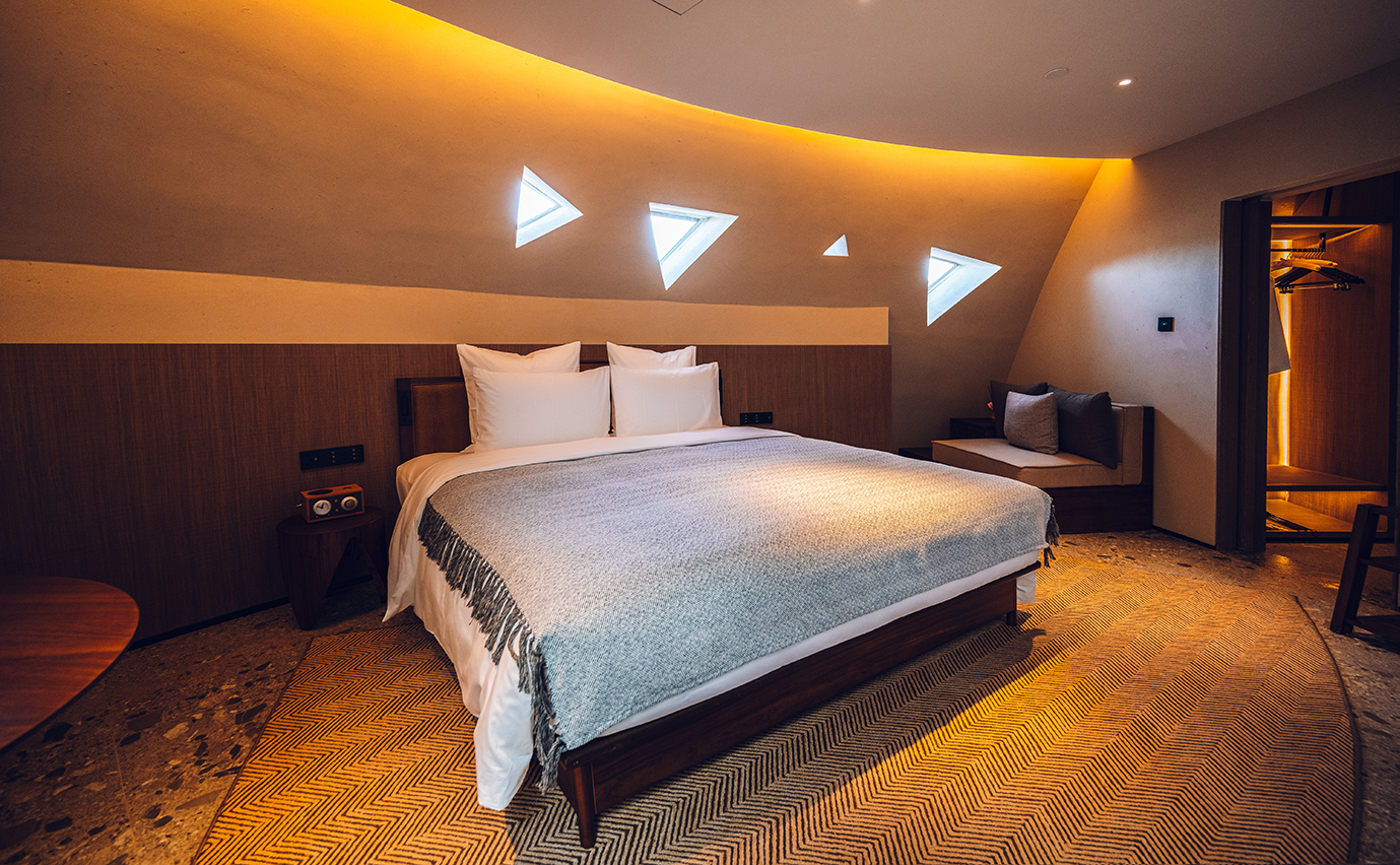 DongFengYun Hotel Mi’Le – MGallery Ruby Wheel Bedroom