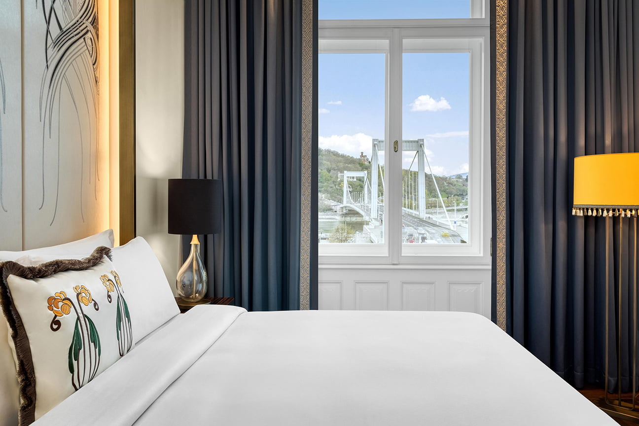 Matild Palace, a Luxury Collection Hotel, Budapest - King Danube River View Guest room