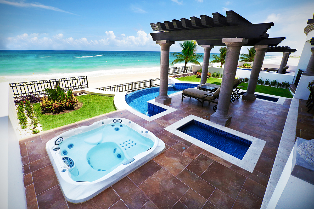 Grand Residences Riviera Cancun