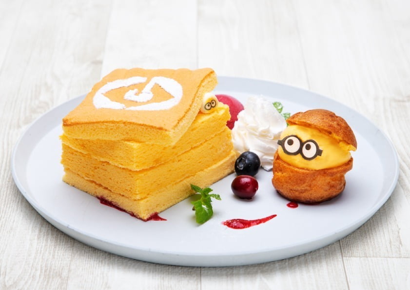 Minion Castella Box at Minion Summer Cafe