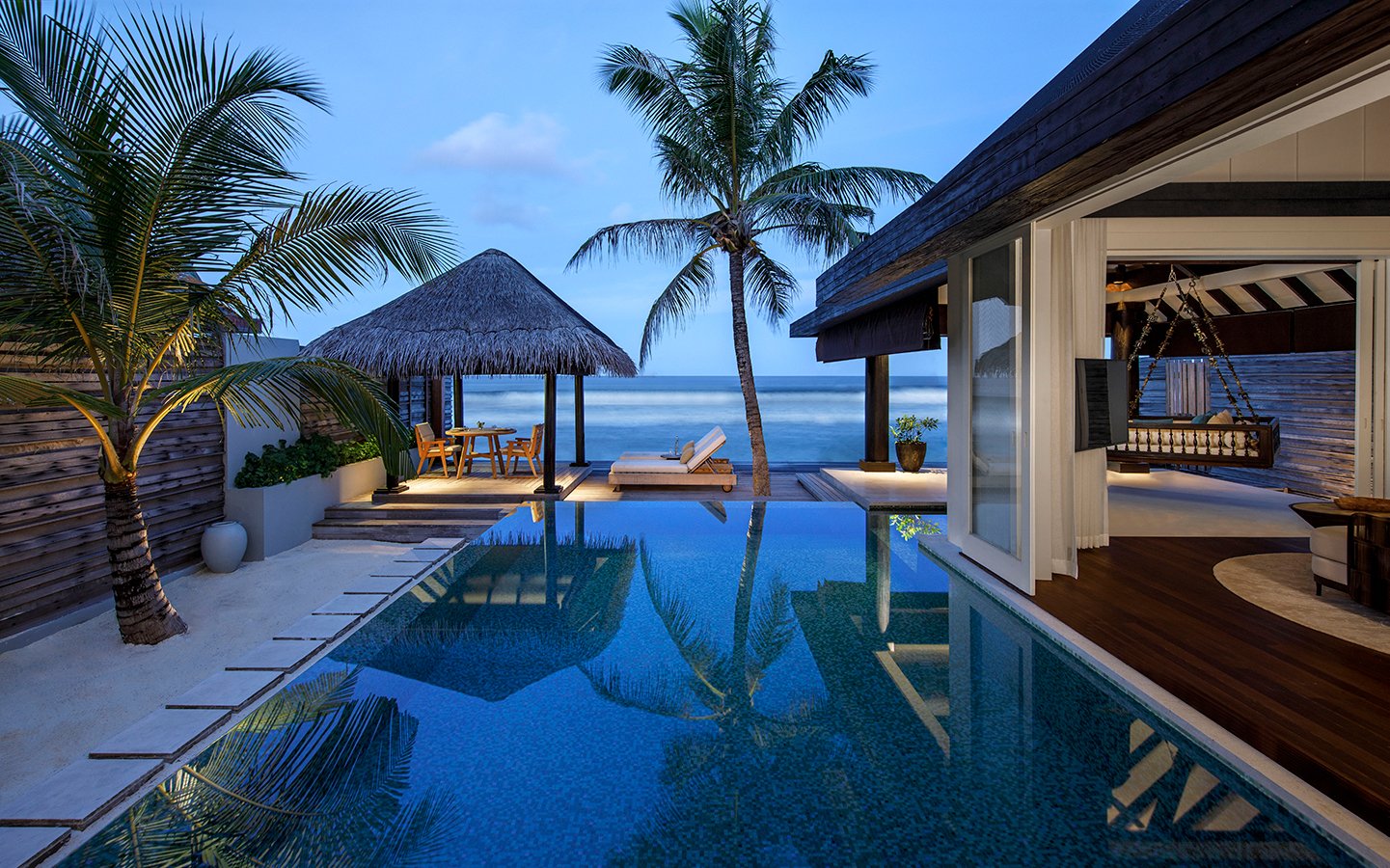 Naladhu Private Island Maldives - Ocean House - Pool and Garden View