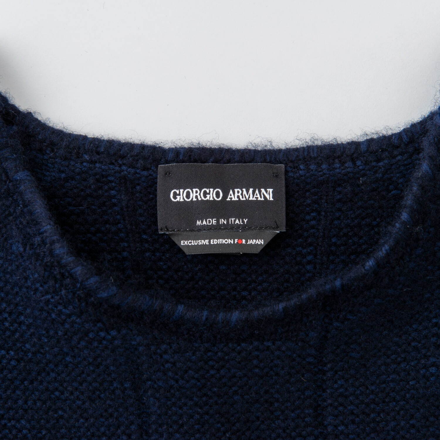 2021 Giorgio Armani’s Women Cashmere Capsule Collection 