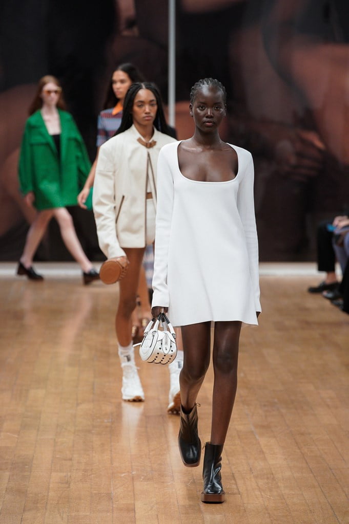 Tod's Women's Spring/Summer 2022 Collection 