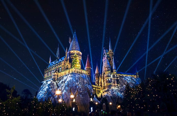 What to expect at 2021 Holidays Celebration from Universal Orlando Resort