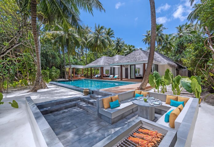 Anantara Kihavah Two-bedroom Family Beach Pool Villas BBQ and Lounge