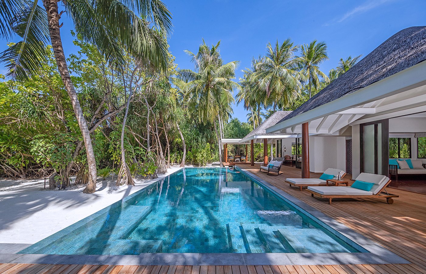 Anantara Kihavah Two-bedroom Family Beach Pool Villas Pool Deck