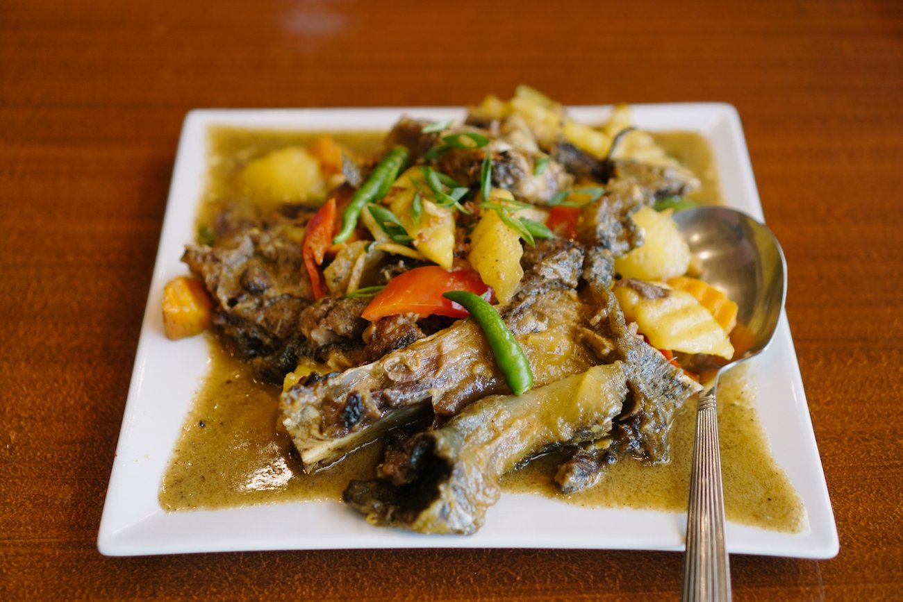 Buntot ng Tuna in Curry sauce with Palapa by Tambilawan Kamayan Restaurant from Halal Culinary – Gen San