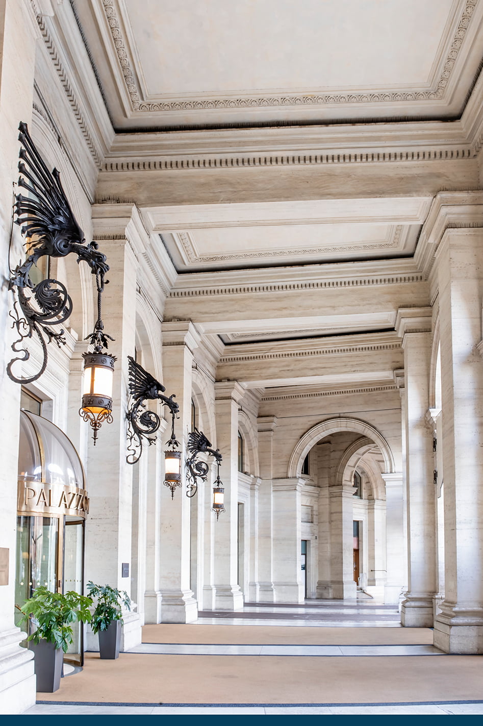 Exterior View Entrance Arches of Anantara Palazzo Naiadi Rome Hotel