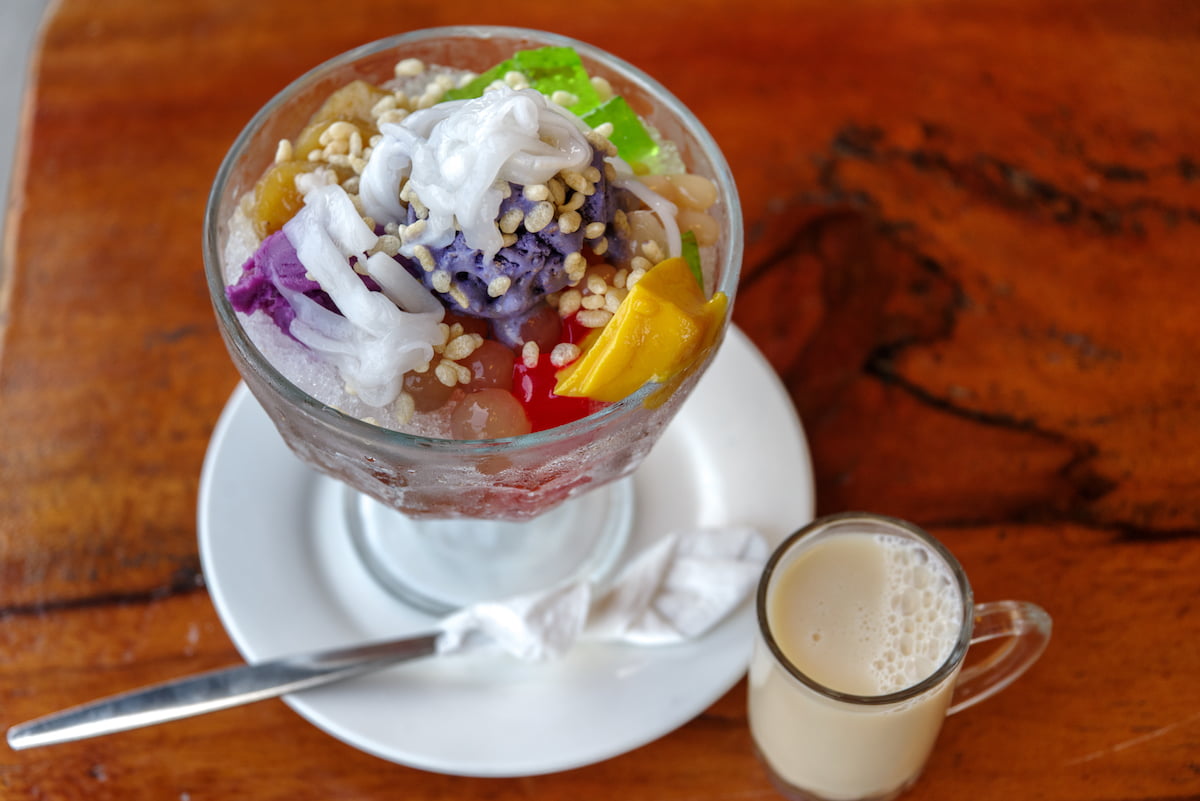 Halo-halo