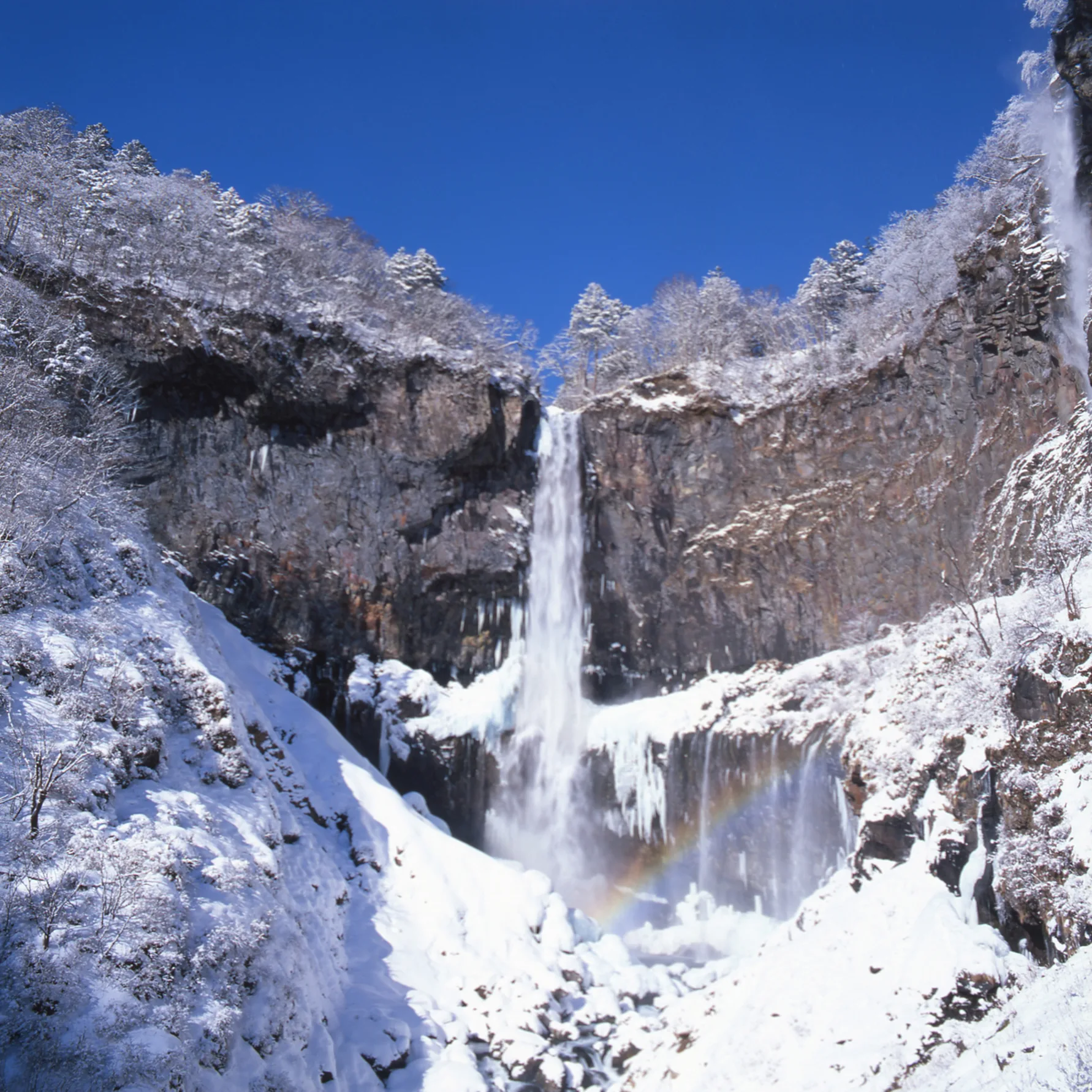 Kegon Falls (Winter)