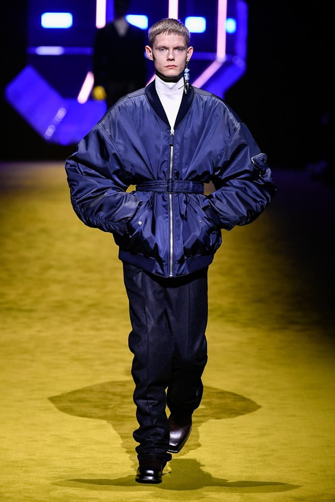 Milan, Italy. 16th Jan, 2022. PRADA Men Fall/Winter 2022-23 Runway during  Milan Fashion Week Menswear January 2022 - Milan, Italy 16/01/2022 Credit:  dpa picture alliance/Alamy Live News Stock Photo - Alamy