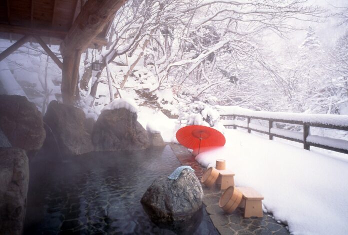 Yunishigawa onsen rotenburo outdoor bath