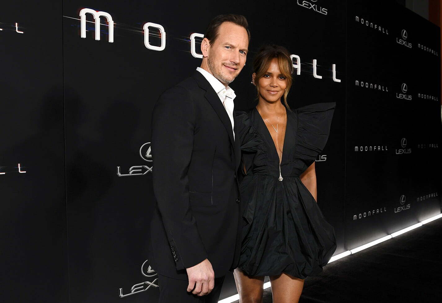 HOLLYWOOD, CALIFORNIA - JANUARY 31: (L-R) Patrick Wilson and Halle Berry attend the "Moonfall" premiere in partnership with Lexus at TCL Chinese Theatre on January 31, 2022 in Hollywood, California.