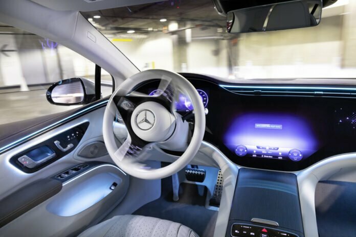 Mercedes-Benz INTELLIGENT PARK PILOT Demonstration at InterContinental Los Angeles Downtown