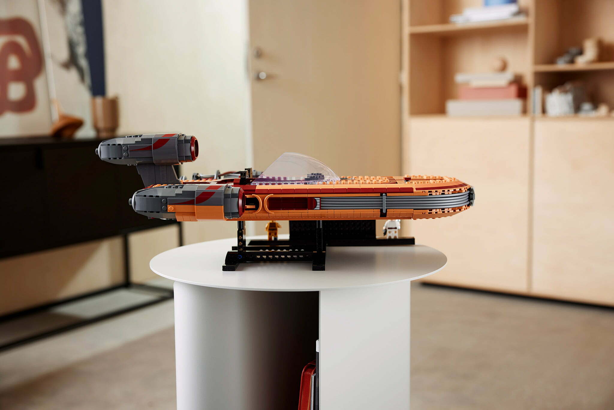 LEGO releases the new LEGO® Star Wars Luke Skywalker Landspeeder set