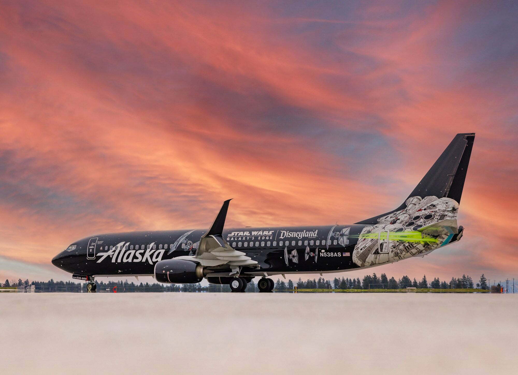 Star Wars-themed aircraft from Disneyland Resort and Alaska Airlines