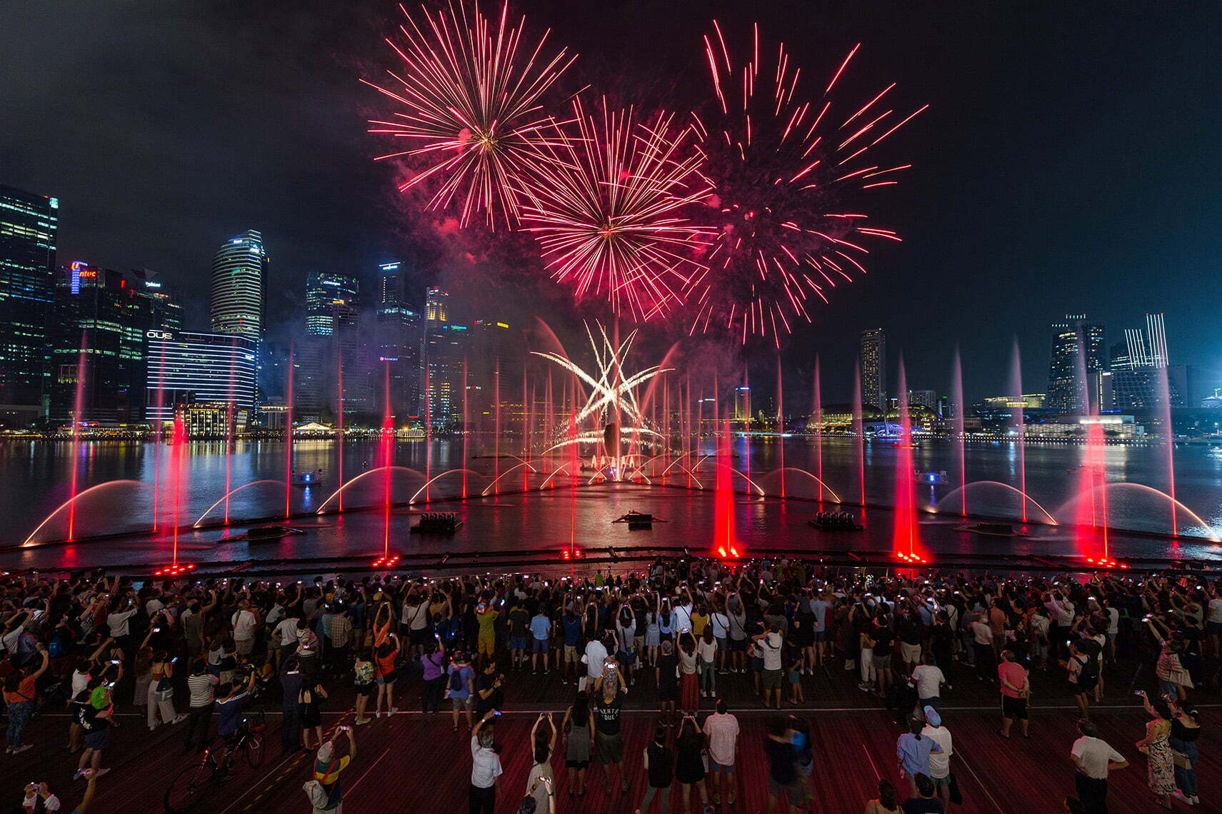 Top Gun: Maverick – A Light, Water & Pyrotechnic Extravaganza at Marina Bay Sands