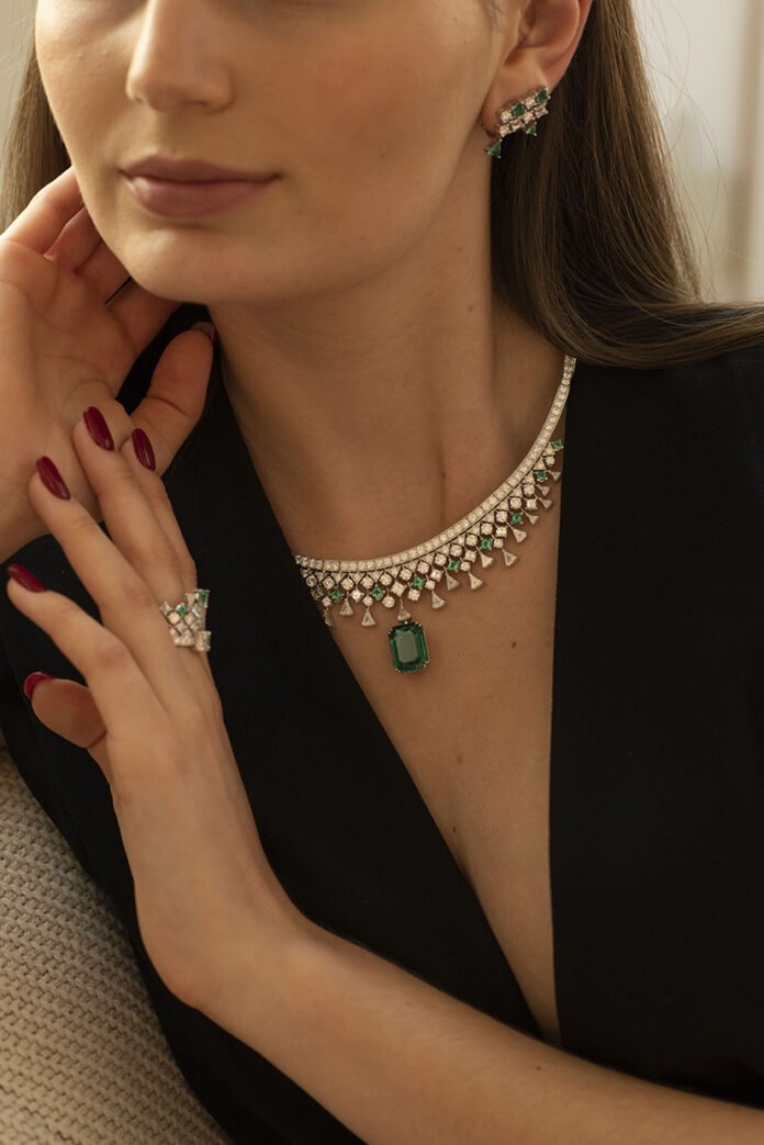 Piaget Solstice collection represents a blend of excellence and creativity