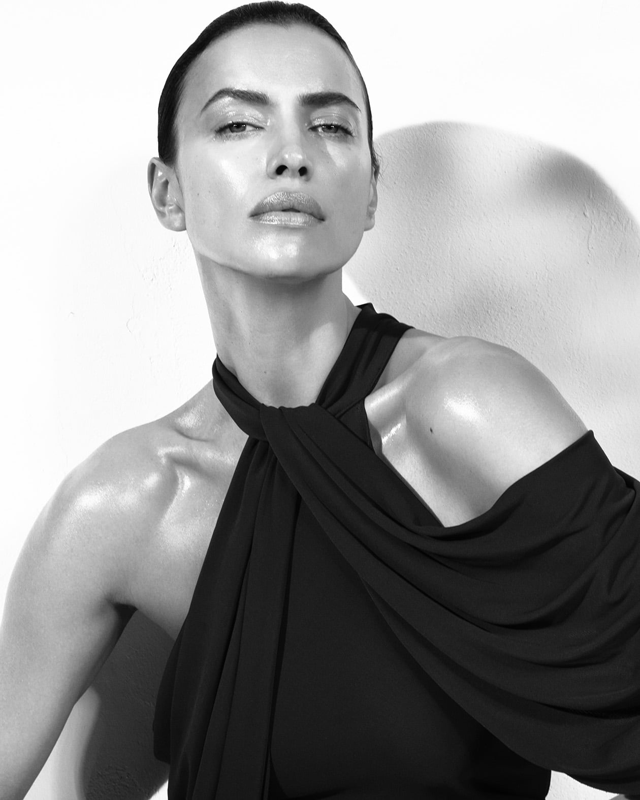 SNAP TASTE | Irina Shayk Debuts Zara’s Newest Womenswear Capsule Collection