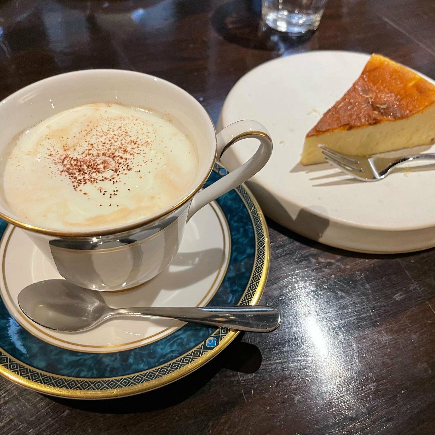 Coffee and cheesecake