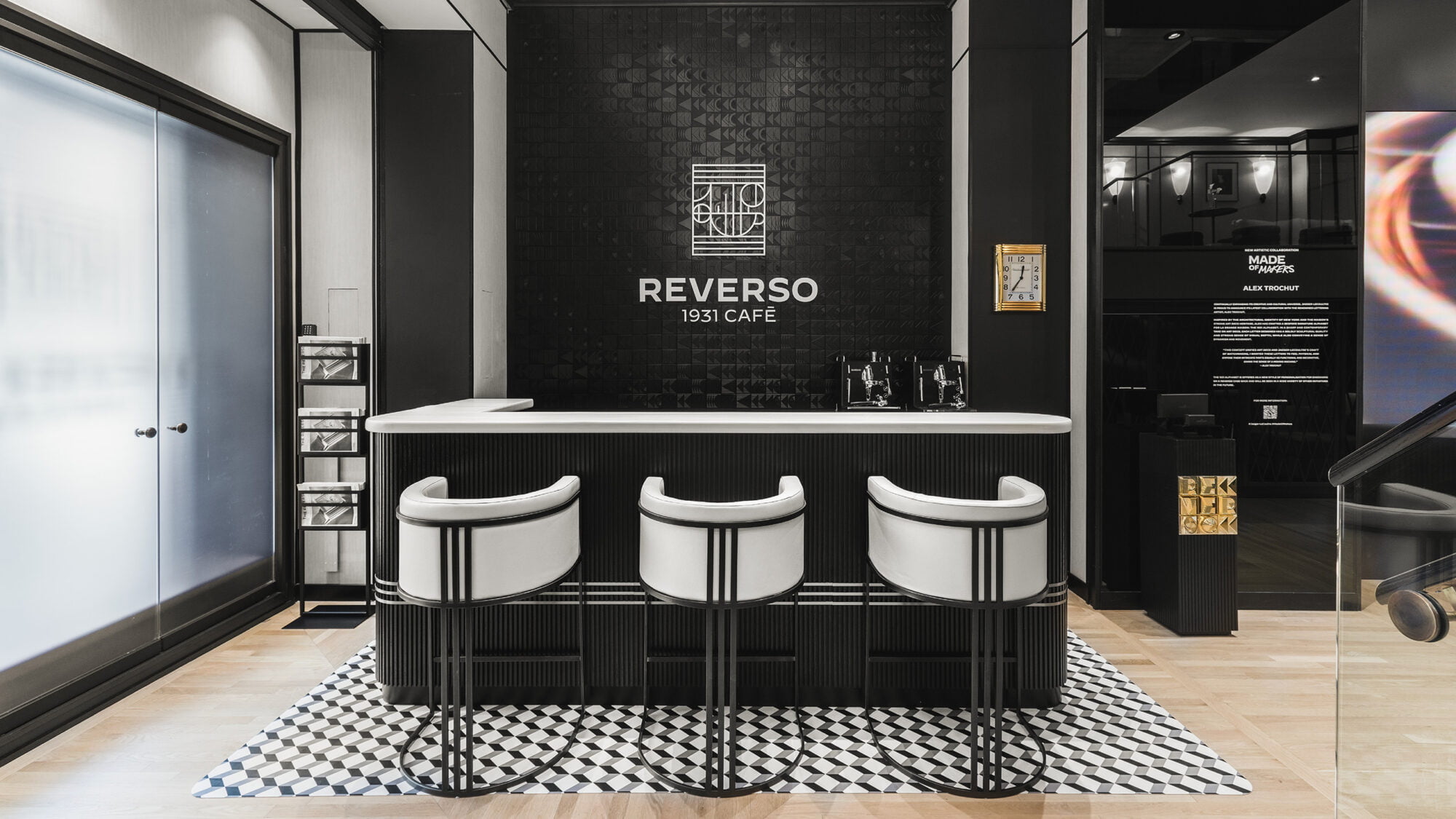  Reverso 1931 Café in Manhattan from Jaeger-LeCoultre
