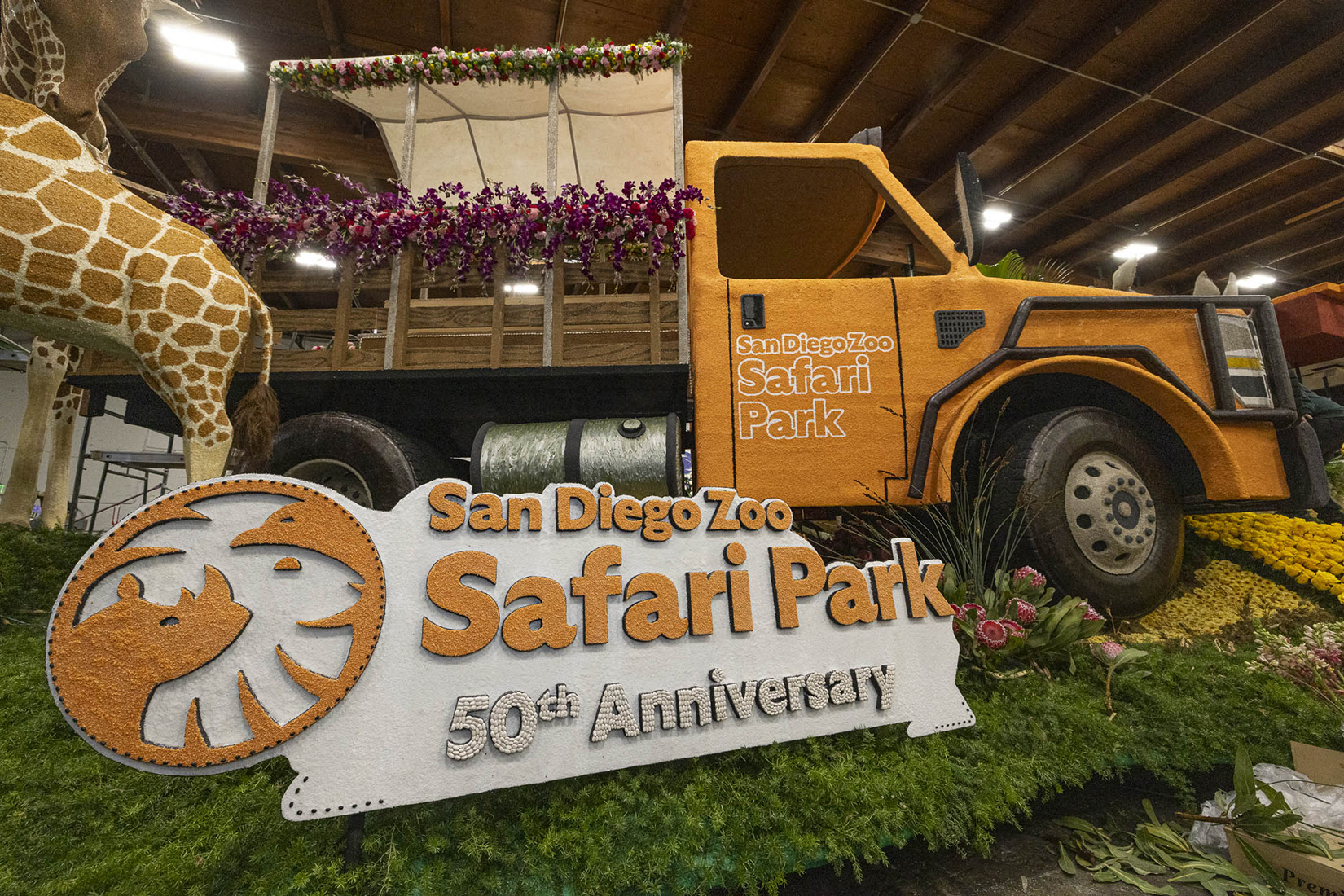 The Making of the San Diego Zoo Safari Park Float