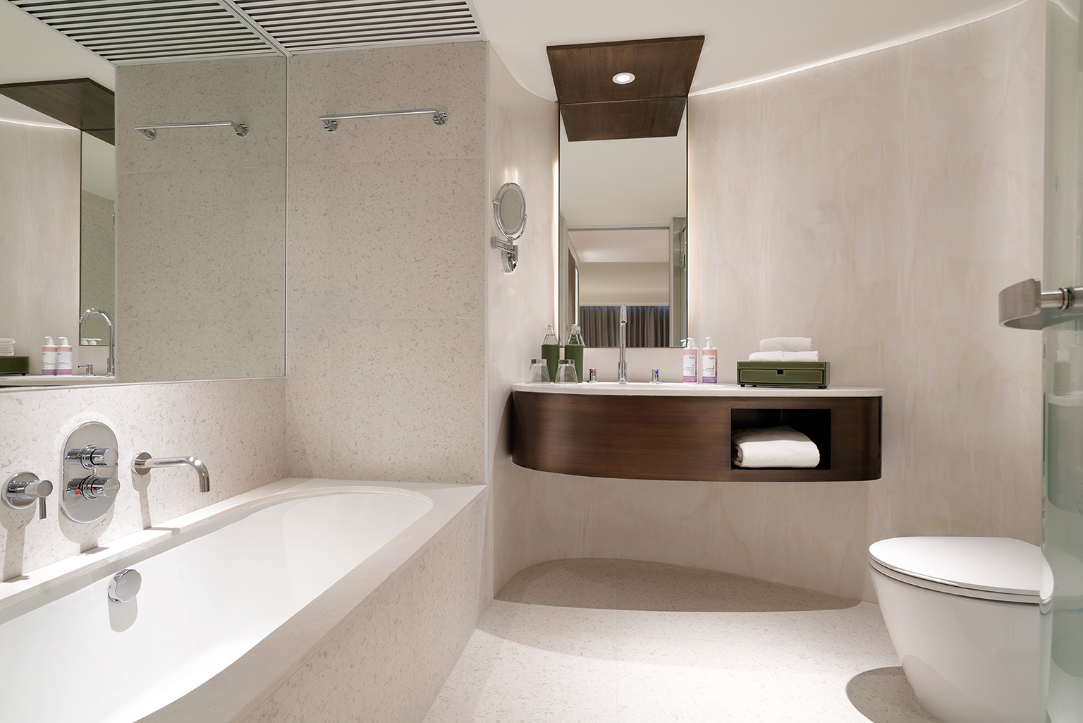 Deluxe King Bathroom at The Mövenpick BDMS Wellness Resort Bangkok