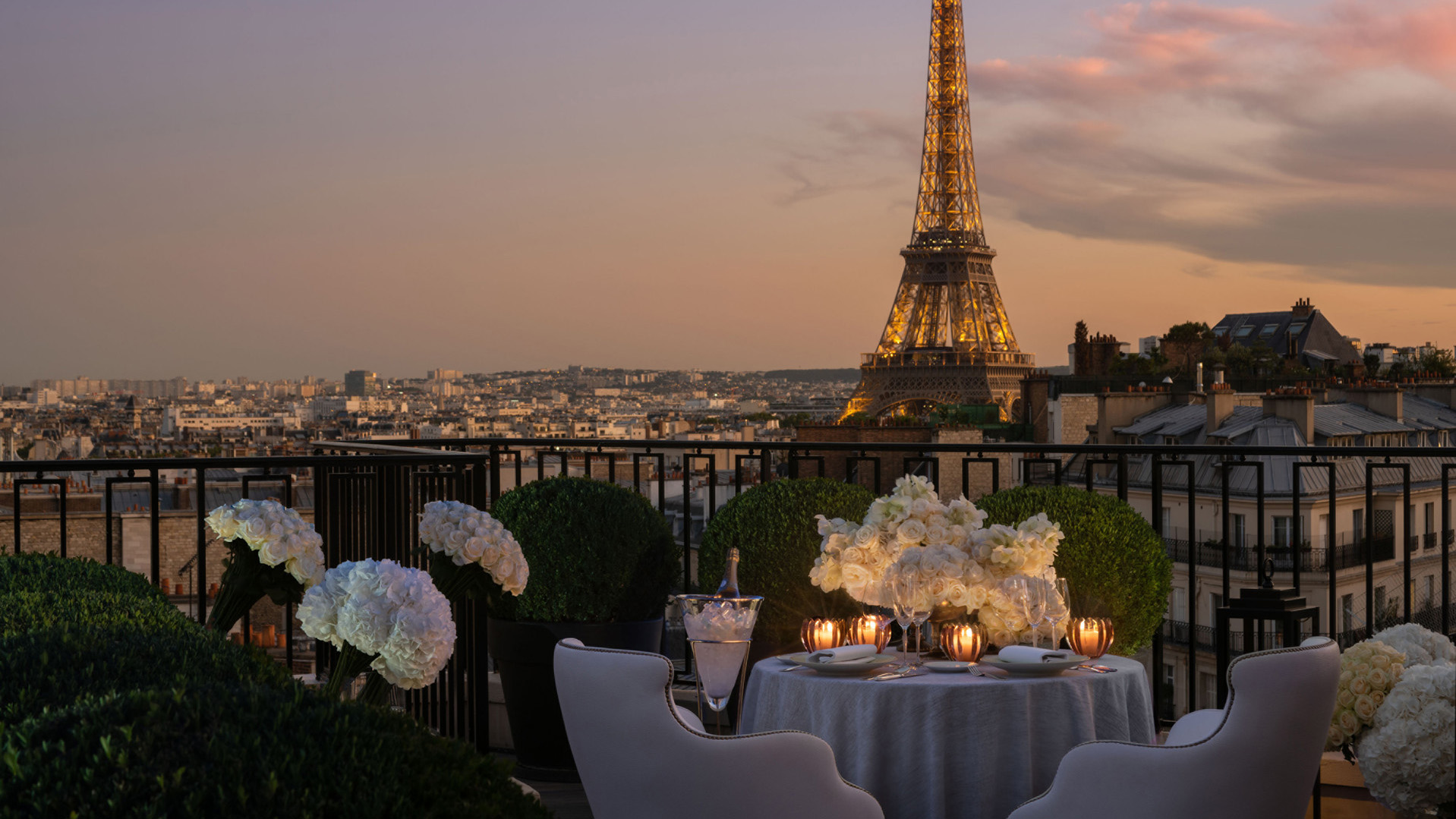 Four Seasons Hotel George V Paris,Paris 2023