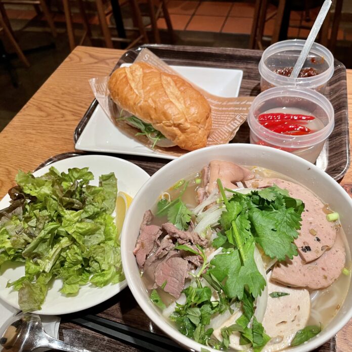 Bún bò Huế and Bánh mì at Yeon Bún bò Huế in Tokyo