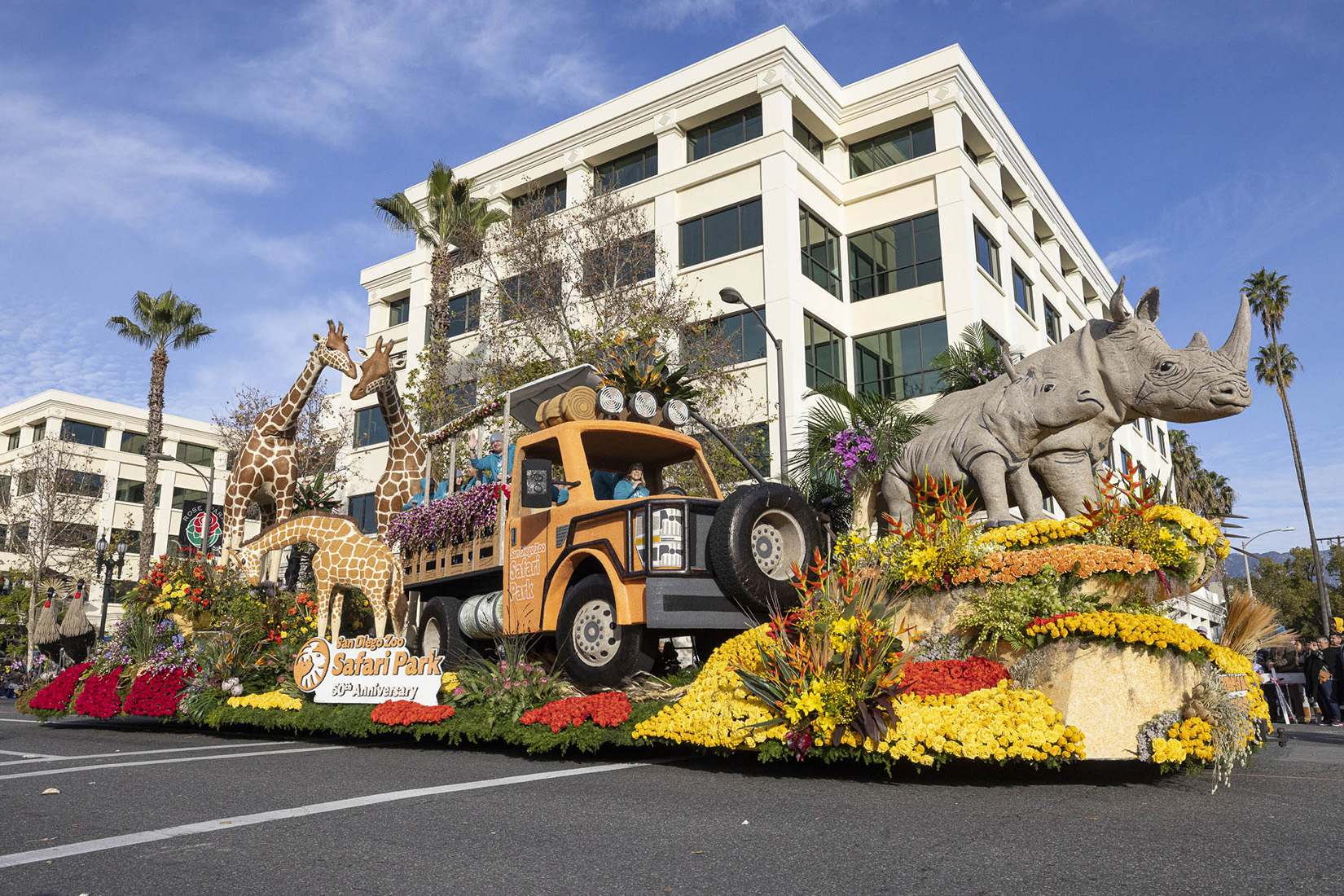 San Diego Zoo Safari Park Float at the Rose Parade