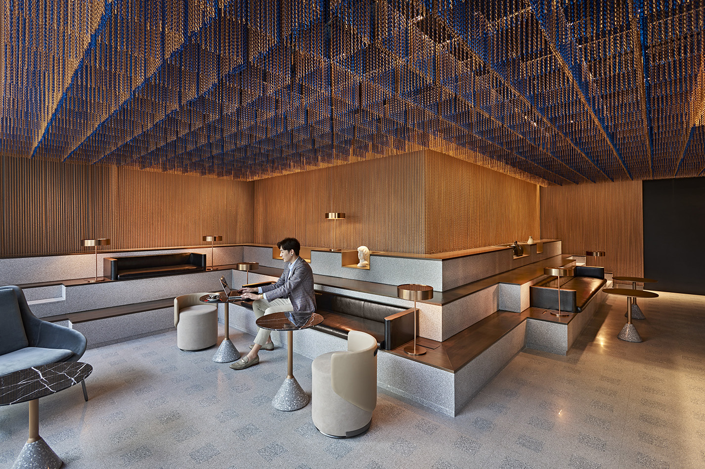 Hotel Lobby Seating Area - Pullman Singapore Orchard