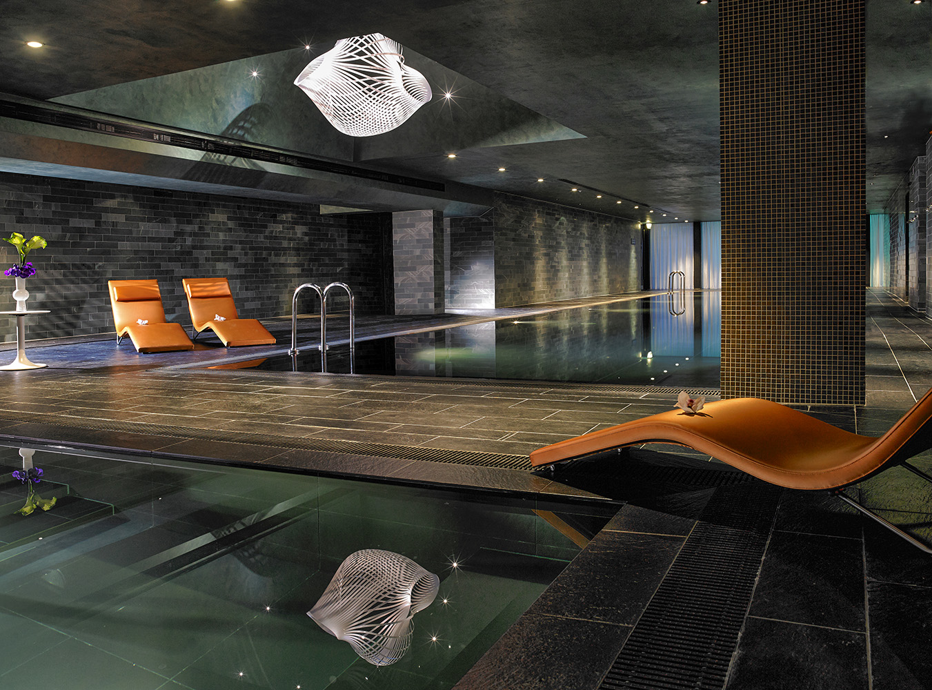 Anantara The Marker Dublin Spa Pool