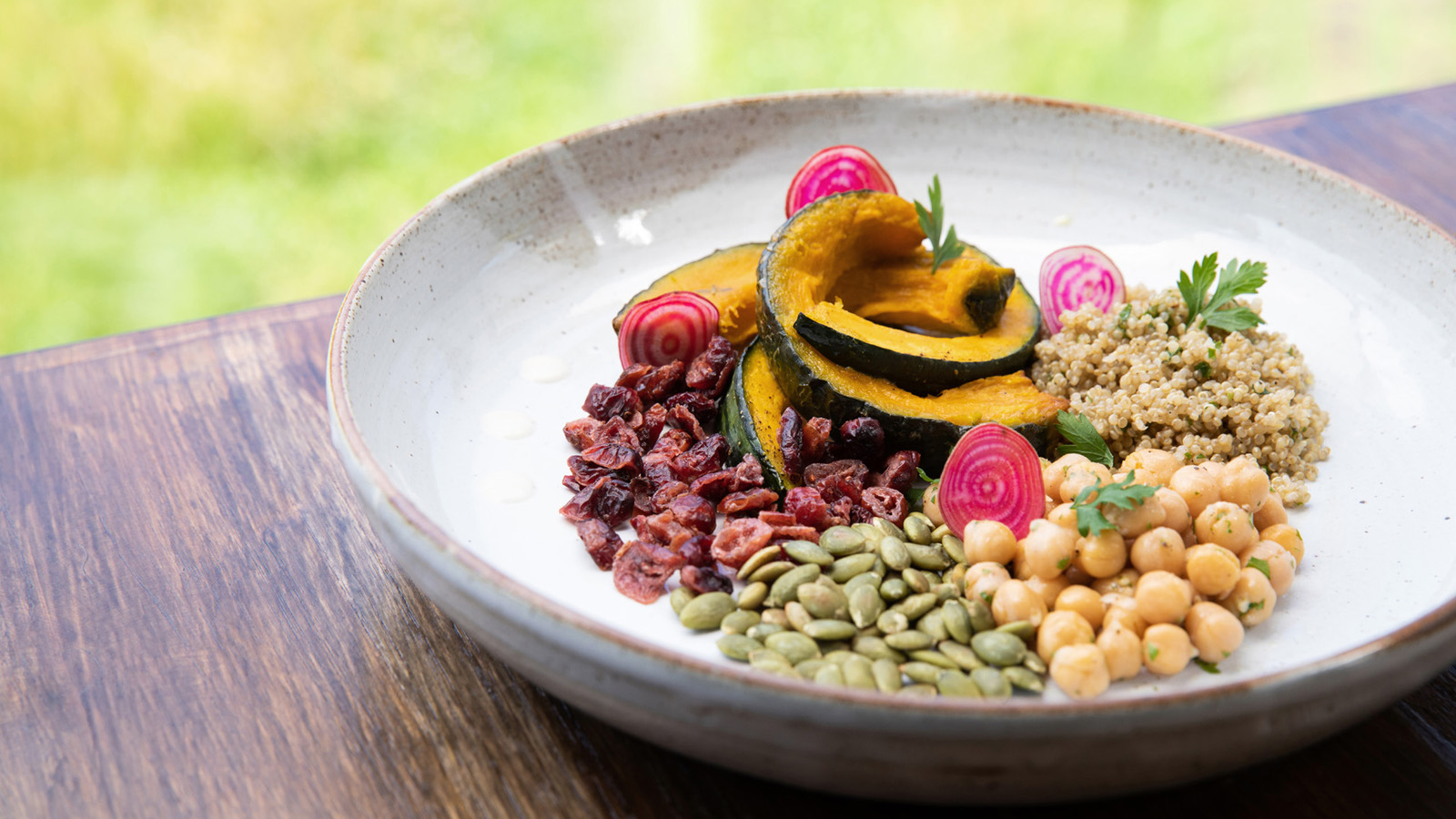 Thai Vegetarian Delights: Indulge in the Flavors of Four Seasons Chiang Mai and Koh Samui