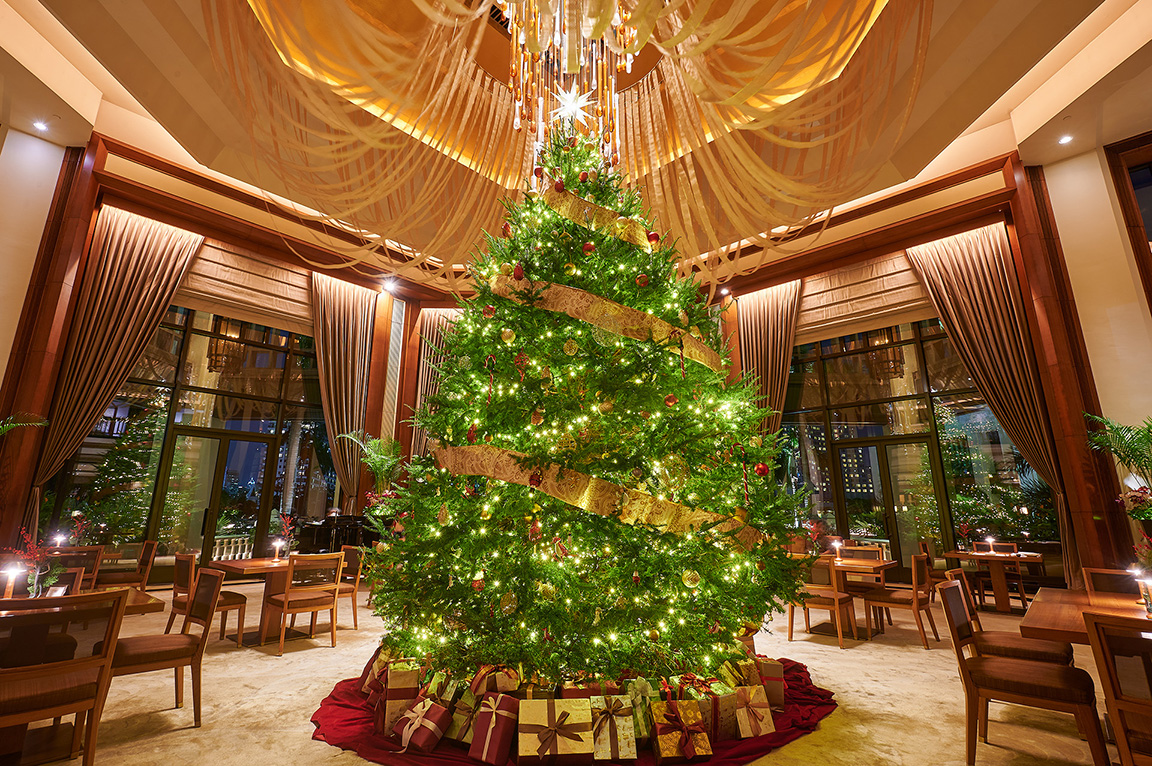 Sumptuous Feasts, Festive Fun, and Exclusive Stays at The Peninsula Bangkok