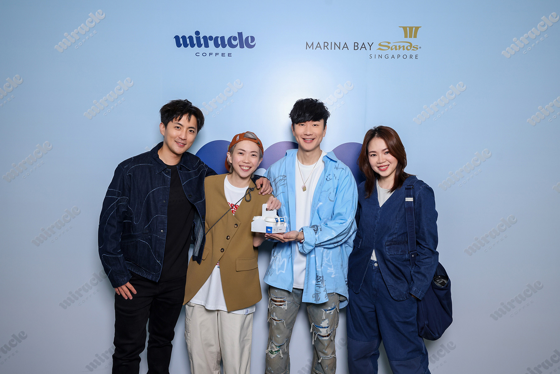 JJ Lin with homegrown singers Hong Junyang, Diya Tan and Carrie Yeo