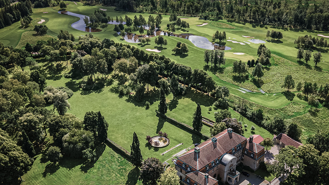 Bjertorp Castle 