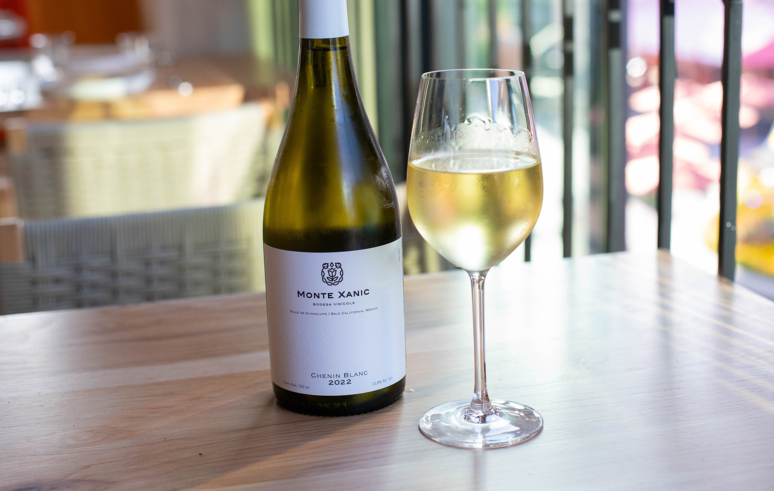 Monte Xanic Chenin Blanc 2022 - Paseo at Downtown Disney in Anaheim, California (Photo by Julie Nguyen)