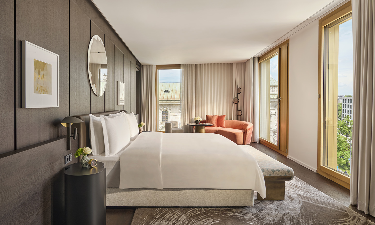 Koenigshof, a Luxury Collection Hotel, Munich Guestroom