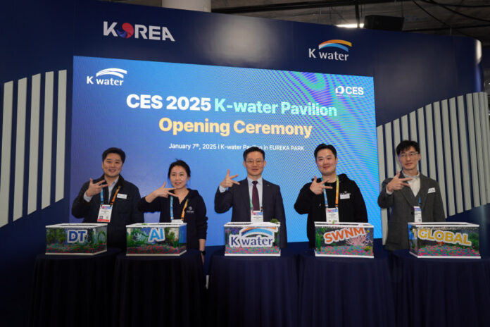 From left) Seungchul Lee, CEO of Stellarvision; Seonae Hwangbo, Vice President of FUST Lab.; Kim Hee Woong, Director at Korea Water Resources Corporation (K-water); Kyungil Woo, Director at MDS Intelligence; and Sungtak Kim, CEO of TheEN, participate in the opening ceremony of the K-water Pavilion held at Eureka Park in the Venetian Expo, Las Vegas.